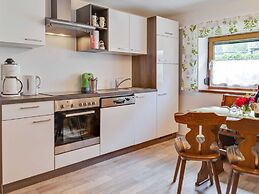 Boutique Holiday Home in Längenfeld near Ski Bus Stop