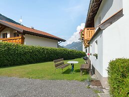 Boutique Holiday Home in Längenfeld near Ski Bus Stop