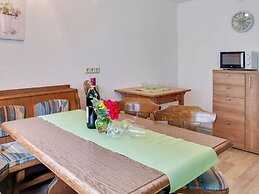 Boutique Holiday Home in Längenfeld near Ski Bus Stop