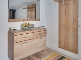 Boutique Holiday Home in Längenfeld near Ski Bus Stop