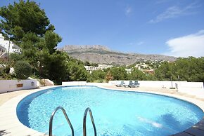 Apartment in Altea Near Golf & Sea