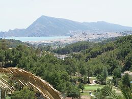 Belvilla by OYO Don Cayo Bungalows