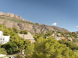 Belvilla by OYO Don Cayo Bungalows