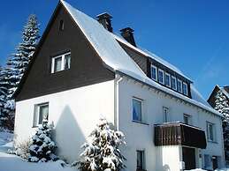 Spacious Cottage in Neuastenberg Sauerland near Ski Area