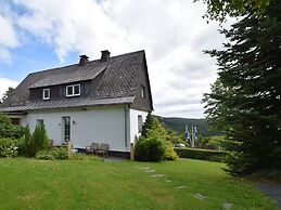 Spacious Cottage in Neuastenberg Sauerland near Ski Area