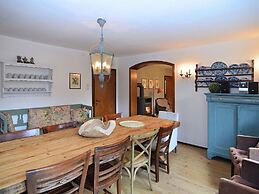 Quaint Holiday Home near Ski Area in Neuastenberg