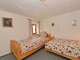Ehemaliges Bauernhaus mit Liegewiese