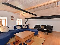 Ehemaliges Bauernhaus mit Liegewiese