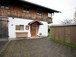 Spacious Apartment in Steingaden near Ski Area