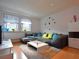 Modern Holiday Home in Deifeld With Private Garden