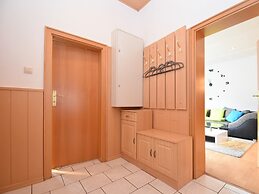 Modern Holiday Home in Deifeld With Private Garden