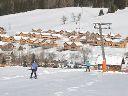 Cozy Chalet in Hohentauern near Ski Area