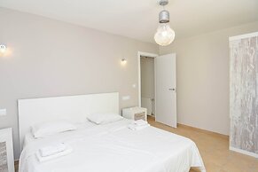 Belvilla by OYO Casa Chloe