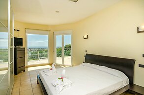 Belvilla by OYO Casa Chloe