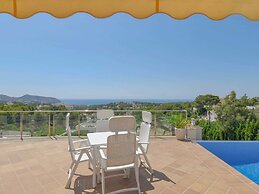 Belvilla by OYO Casa Chloe