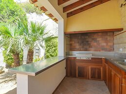 Belvilla by OYO Casa Chloe