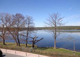 Holiday Home with Garden & Terrace in Bodenwöhr near Hammersee