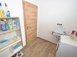 Holiday Home with Garden & Terrace in Bodenwöhr near Hammersee