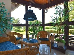 Sophisticated Holiday Home With Garden