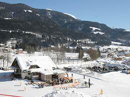 Chalet in ski Area in Koetschach-mauthen