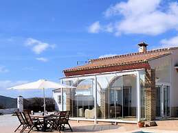 Spacious Villa with Hot Tub in Arenas