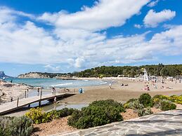 Belvilla by OYO Casa Camelias