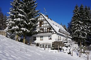 Gruppenvilla mit Waldzugang in Winterberg