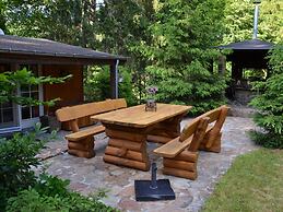 Chalet in Wibrin With Private Fish Pond