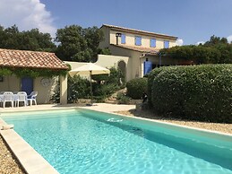 Sunny Provence Getaway