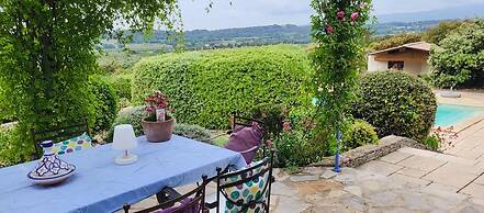 Sunny Provence Getaway
