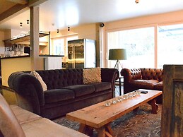 Villa With Hottub in Calm Area