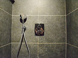 Villa With Hottub in Calm Area