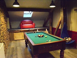 Villa With Hottub in Calm Area