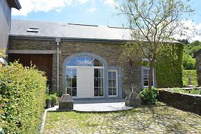 Villa With Hottub in Calm Area