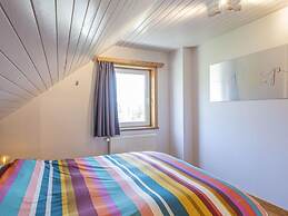 Quiet Villa with Hot Tub & Sauna