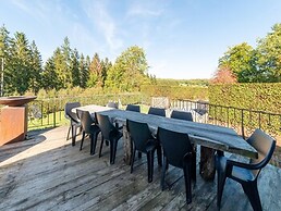 Lush Chalet Near Lake of Butgenbach