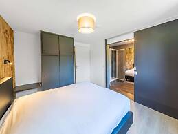 Lush Chalet Near Lake of Butgenbach