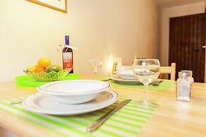 Cozy Escape in Bohon