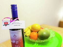 Gorgeous Apartment in Bohon With Garden