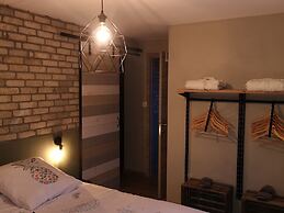 Luxurious Cottage in Aywaille with Sauna & Hot Tub