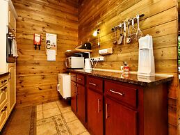 Cozy Chalet in Ardennes With Fenced Garden & Covered Terrace