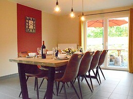 Elegant Child Friendly Villa in Berismenil near Forest