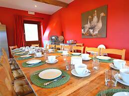 Holiday Home in Mettet With Garden