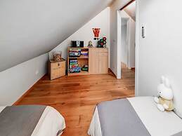 Petit Wilogne Holiday Home in Mont