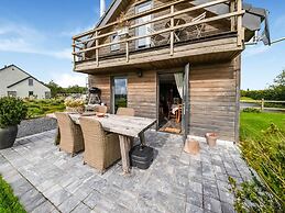 Petit Wilogne Holiday Home in Mont