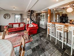 Tranquil Holiday Home in Mont With Bubble Bath