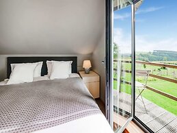 Petit Wilogne Holiday Home in Mont