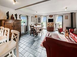Petit Wilogne Holiday Home in Mont
