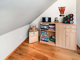Petit Wilogne Holiday Home in Mont