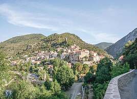 Hillside Retreat in Roquebrun